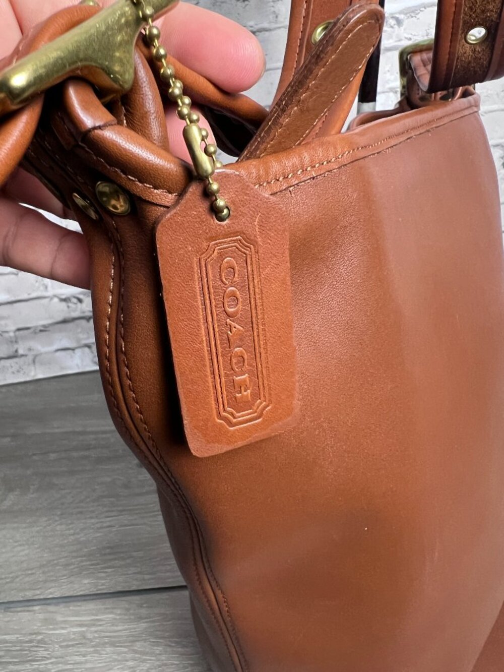 Coach 9953 Helen Legacy British Tan Leather Duffle Bucket - Picture 2 of 7